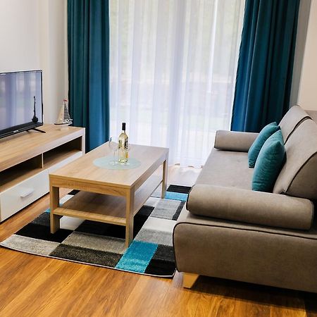 Apartment & Room Marina Borki - Apartamenty Zefir 아우구스투프 외부 사진