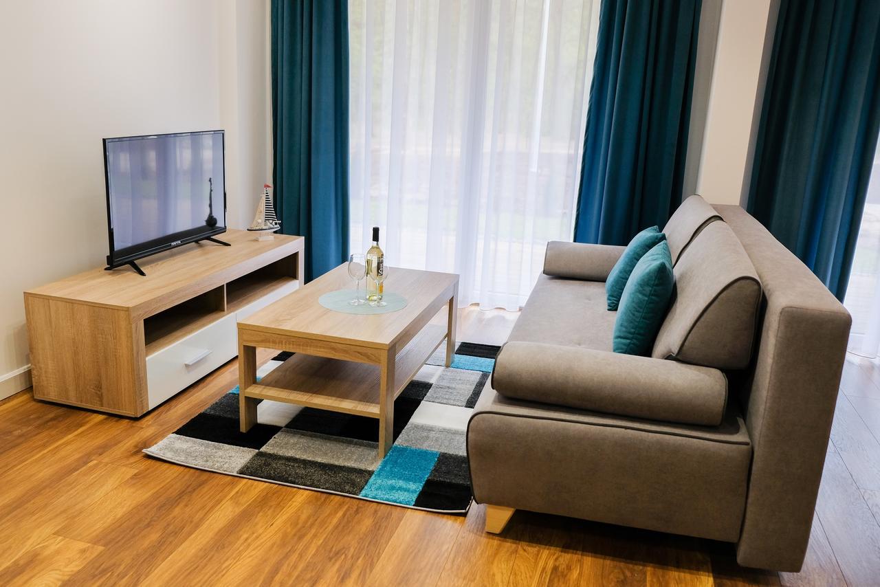 Apartment & Room Marina Borki - Apartamenty Zefir 아우구스투프 외부 사진